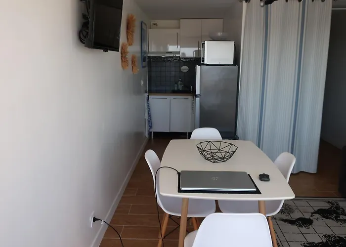 Vue Port Et Mer, Wi-fi Gratuit, Parking Box Fermes Avec Velos Inclus Apartmán